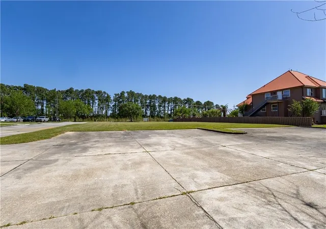 Photo 2 of Land for sale at 680 Oak Harbor Blvd, Slidell, LA 70458 | MLS# 2495382 | Listing updated on 2026-03-25