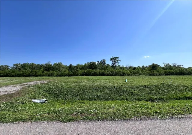 Homes for sale in Belle Chasse, LA | 114 Deer Field Dr, Belle Chasse, LA 70037 | MLS# 2496065