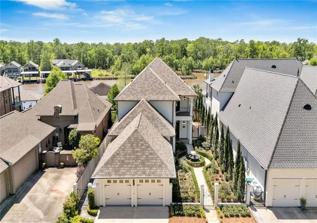 3rd image of 21013 Waterfront East Dr, Maurepas, LA 70449 | MLS# 2497079