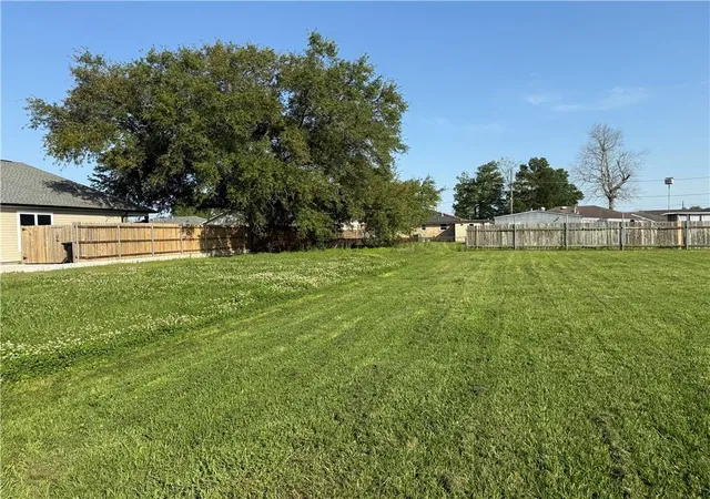 Photo 3 of Land for sale at 2421 Maureen Ln, Meraux, LA 70075 | MLS# 2497884 | Listing updated on 2026-04-14