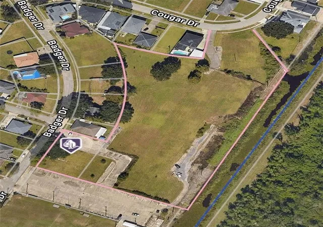 1st image of 815 Badger Dr, Arabi, LA 70032 | MLS# 2499449