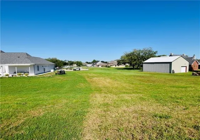 Photo 4 of Land for sale at 155 Pine St, Des Allemands, LA 70030 | MLS# 2500911 | Listing updated on 2026-08-05
