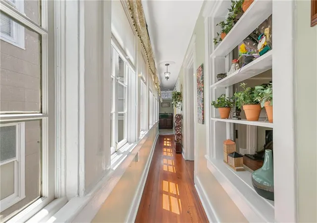 2nd image of 627 Ursulines Ave, New Orleans, LA 70116