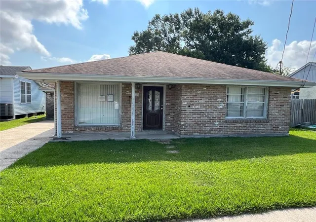 Single Family Residence at 341 Soniat Ave, New Orleans, LA 70123 | MLS# 2502288 | | Sold on 2025-10-23