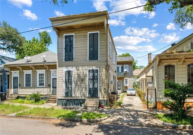 Homes for sale in New Orleans, LA | 1915 1917 Bayou Rd, New Orleans, LA 70116 | MLS# 2501302