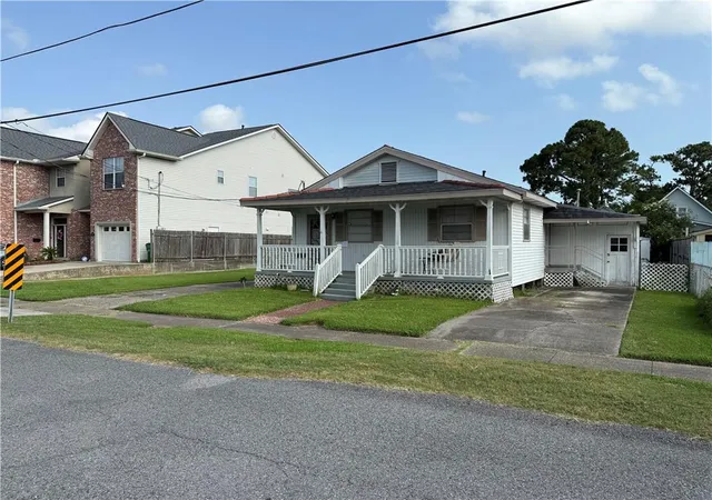 Photo 1 of Single family home for sale at 3754 Roman St, Metairie, LA 70001 | MLS# 2503064 | Listing updated on 2026-07-25