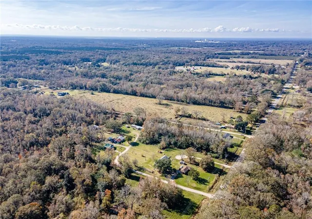 Photo 4 of Land for sale at E Flonacher Rd, Zachary, LA 70791 | MLS# 2503152 | Listing updated on 2026-07-02