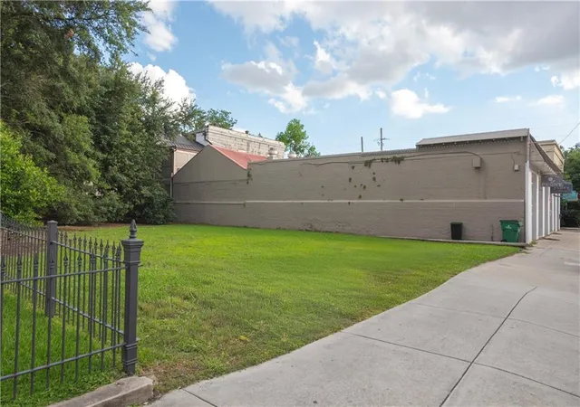 Photo 3 of Land for sale at 2230 Magazine St, New Orleans, LA 70130 | MLS# 2503209 | Listing updated on 2026-07-31