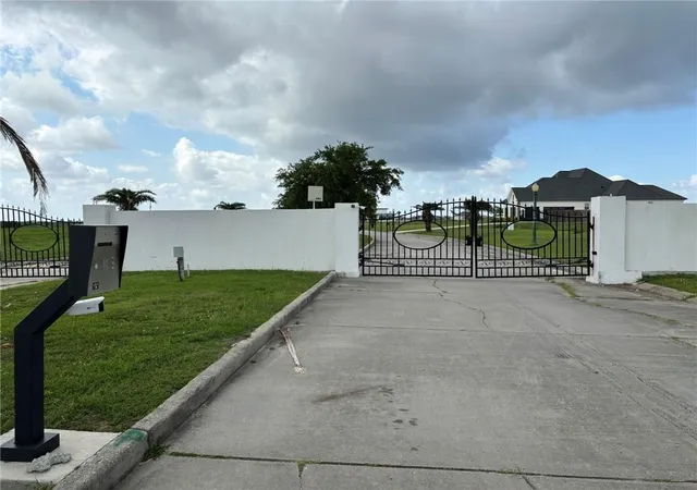 Photo 1 of Land for sale at 4016 Marina Villa E Dr, Slidell, LA 70461 | MLS# 2502150 | Listing updated on 2026-06-23