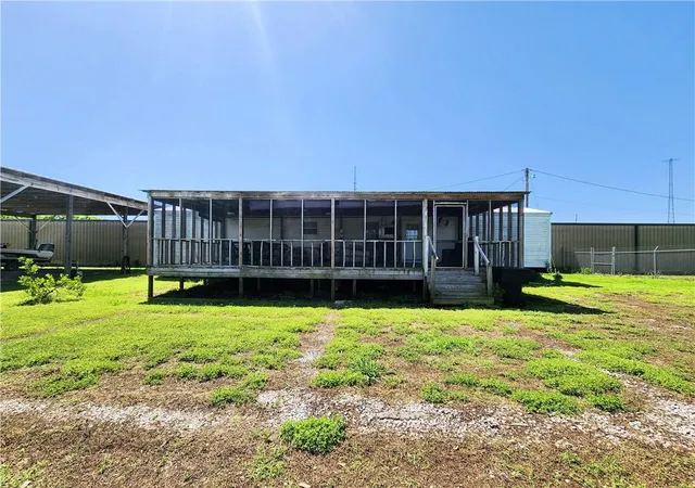 Homes for sale in Venice, LA | 41659 Hwy 23, Venice, LA 70091 | MLS# 2502431