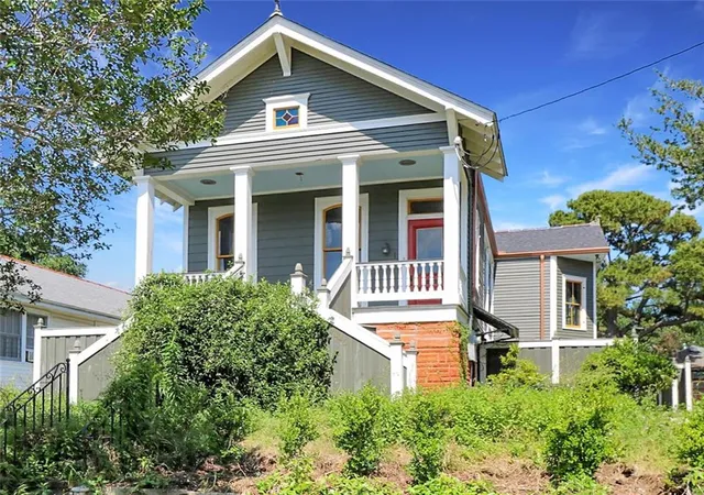 Photo 3 of Single family home for sale at 4445 Demontluzin St, New Orleans, LA 70122 | MLS# 2504194 | Listing updated on 2026-08-27