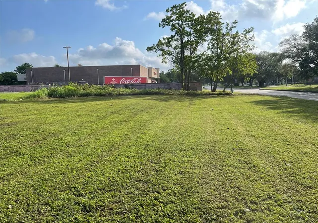 Homes for sale in New Orleans, LA | 5701 Louis Prima Dr, New Orleans, LA 70128 | MLS# 2504653