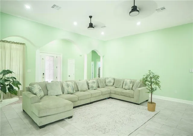 Photo 3 of Single family home for sale at 216 Oak Dr, Braithwaite, LA 70040 | MLS# 2505482 | Listing updated on 2026-06-03