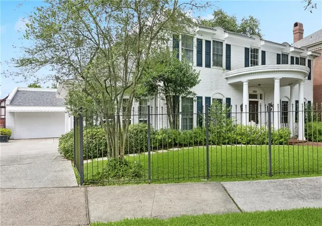 2nd image of 5018 St Charles Ave, New Orleans, LA 70115 | MLS# 2506809