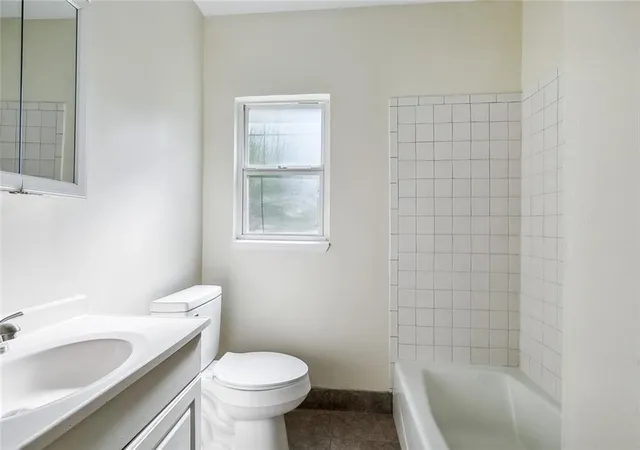 Homes for sale in New Orleans, LA | 8816 24 Spruce St, New Orleans, LA 70118 | MLS# 2507535
