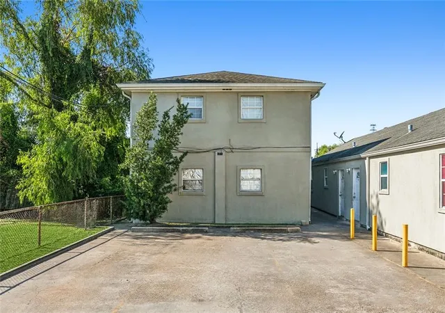 Homes for sale in New Orleans, LA | 8816-24 Spruce St, New Orleans, LA 70118 | MLS# 2507535