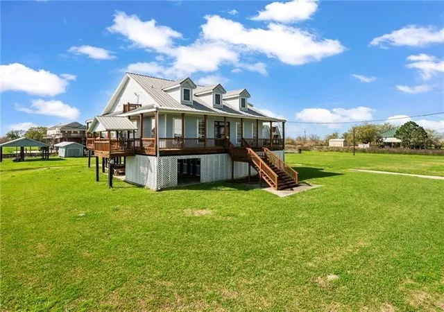 2nd image of 30 Clinton Dr, New Orleans, LA 70129 | MLS# 2507531