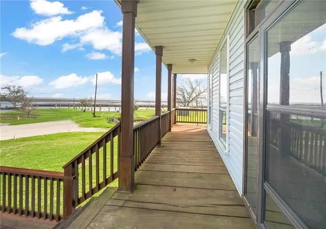 3rd image of 30 Clinton Dr, New Orleans, LA 70129 | MLS# 2507531