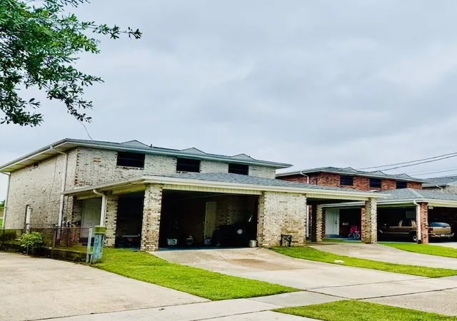 Homes for sale in New Orleans, LA | 6258 6260 Bellaire Dr, New Orleans, LA 70124 | MLS# 2507877