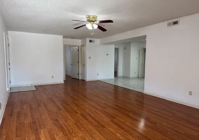 Homes for sale in New Orleans, LA | 6274-6276 Bellaire Dr, New Orleans, LA 70124 | MLS# 2507881