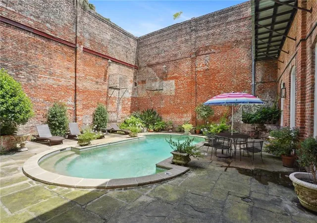 2nd image of 1303 Burgundy St, New Orleans, LA 70116
