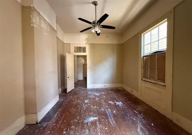Listing Photo 5 - Condo for sale in building located at 2229 31 Baronne St, New Orleans, LA 70113