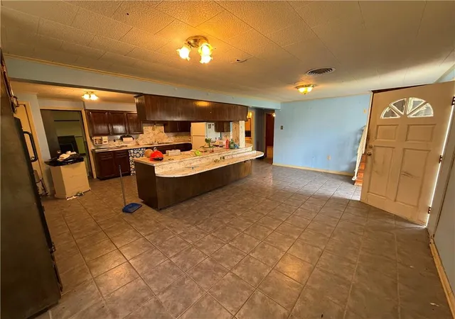 Photo 3 of Single family home for sale at 652 Central Ave, Reserve, LA 70084 | MLS# 2508993 | Listing updated on 2026-07-29