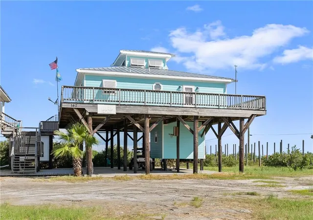3rd image of 162 Iberville Ln, Grand Isle, LA 70358 | MLS# 2508680