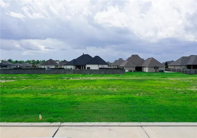 Photo 1 of Land for sale at 328 Sophia Dr, Luling, LA 70070 | MLS# 2510669 | Listing updated on 2026-07-24