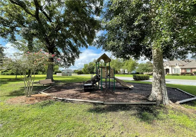 Homes for sale in Belle Chasse, LA | 118 Wood Duck Dr, Belle Chasse, LA 70037 | MLS# 2510446