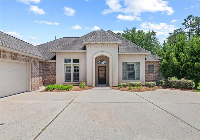 2nd image of 1521 Rue De Fontaine, Covington, LA 70433 | MLS# 2510186
