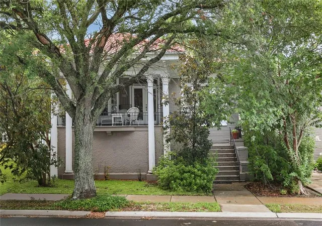 2nd image of 2700 Octavia St, New Orleans, LA 70115 | MLS# 2510645
