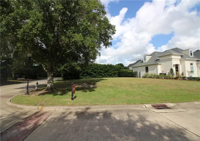 Photo 3 of Land for sale at 2 Bear Crk Dr, New Orleans, LA 70131 | MLS# 2512626 | Listing updated on 2026-03-25