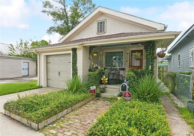 1st image of 513 Newton St, New Orleans, LA 70114 | MLS# 2513911