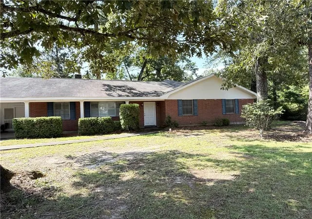 Photo 2 of Single family home for sale at 199 Tchefuncte Dr, Covington, LA 70433 | MLS# 2514295 | Listing updated on 2026-07-27