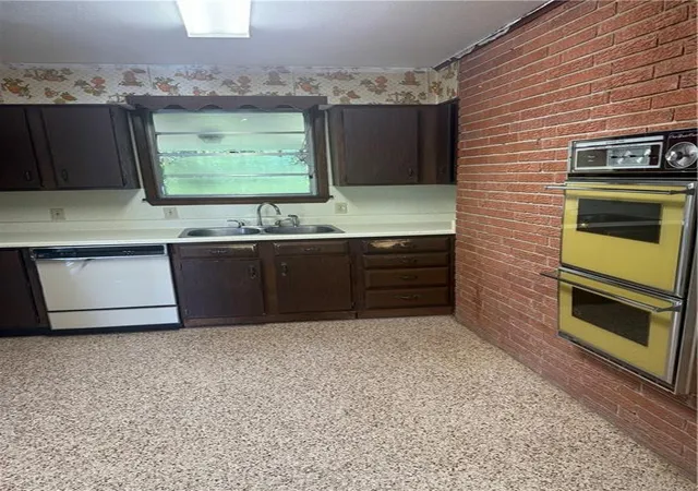 Photo 3 of Single family home for sale at 199 Tchefuncte Dr, Covington, LA 70433 | MLS# 2514295 | Listing updated on 2026-07-27