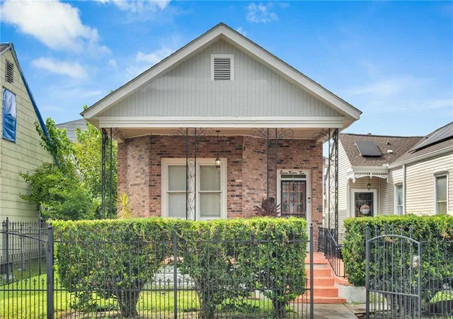 1st image of 1122 Joliet St, New Orleans, LA 70118 | MLS# 2515201