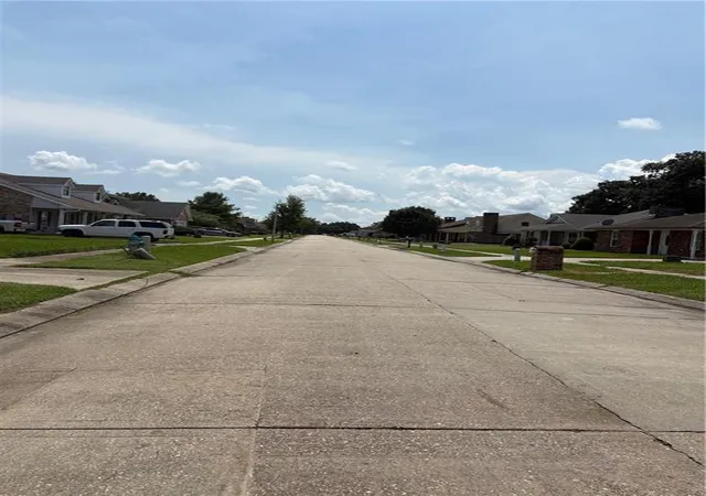 Homes for sale in Violet, LA | 3020 Lakewood Dr, Violet, LA 70092 | MLS# 2516118