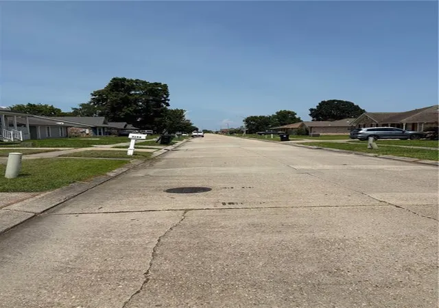 Homes for sale in Violet, LA | 3020 Lakewood Dr, Violet, LA 70092 | MLS# 2516118