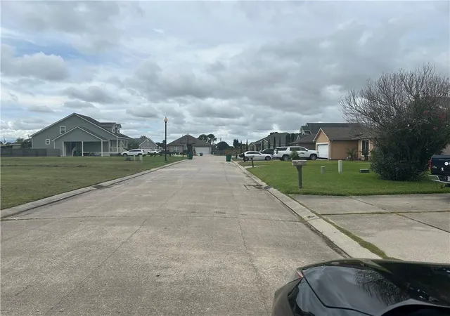 4th image of 18 Mary Ann Pl, Gretna, LA 70053 | MLS# 2516746