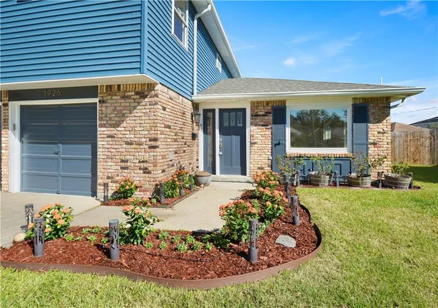 2nd image of 1926 Valentine Ct, New Orleans, LA 70114 | MLS# 2517066