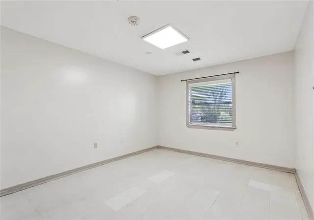 4th image of 1100 N Oak St, Hammond, LA 70401 | MLS# 2517104