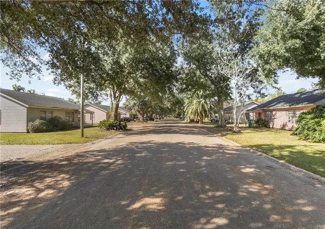 Photo 1 of Multi family home for sale at 401, W 403 421 121 St, Cut Off, LA 70345 | MLS# 2518821 | Listing updated on 2026-07-21