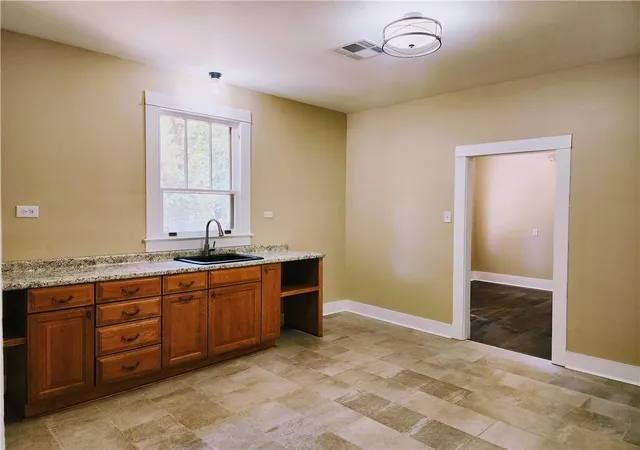 Photo 3 of Single family home for sale at 1618 N Columbia St, Covington, LA 70433 | MLS# 2519375 | Listing updated on 2026-09-01