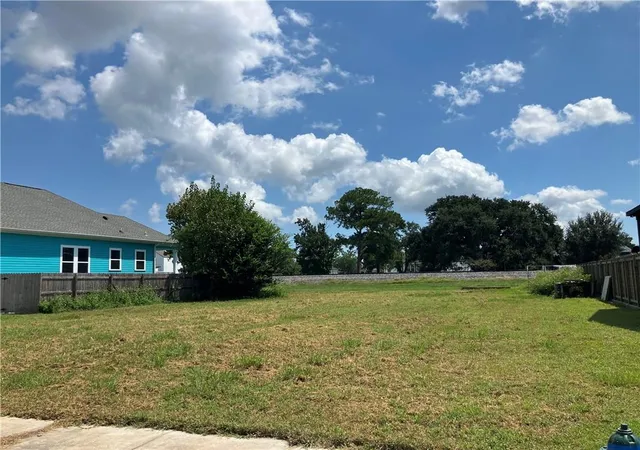2nd image of 1901 Aycock St, Arabi, LA 70032 | MLS# 2520033