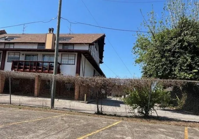 Homes for sale in Metairie, LA | 2305 Cleary Ave #226, Metairie, LA 70001 | MLS# 2520293