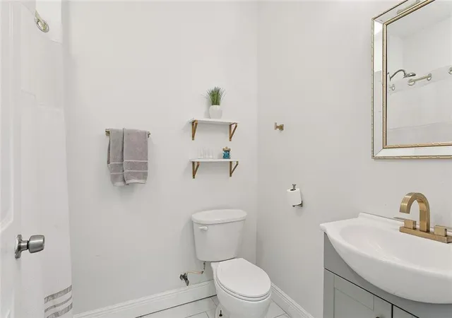 Homes for sale in New Orleans, LA | 2558 Prentiss Ave, New Orleans, LA 70122 | MLS# 2520018
