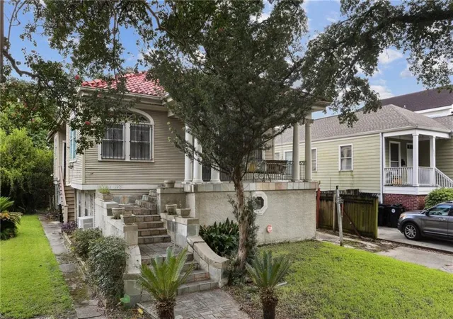 Homes for sale in New Orleans, LA | 3915 Louisiana Avenue Pkwy, New Orleans, LA 70125 | MLS# 2518889