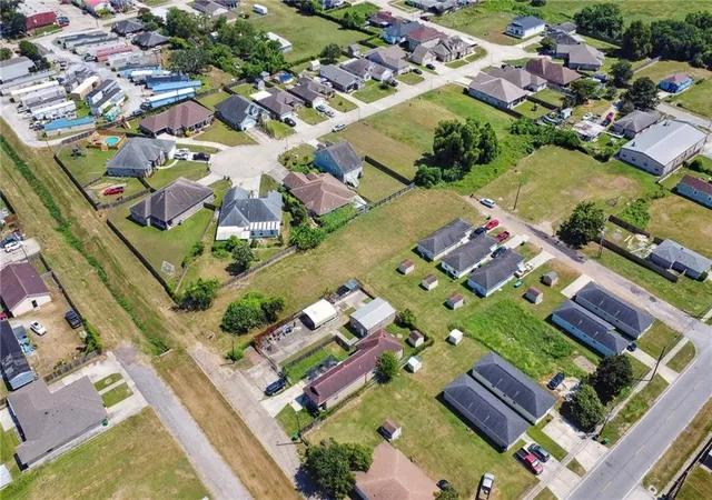 10th image of 00 26th St, Gretna, LA 70053 | MLS# 2521396