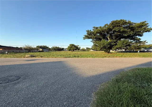 4th image of 1229701-1229703 Memorial Park Dr, New Orleans, LA 70114 | MLS# 2521404
